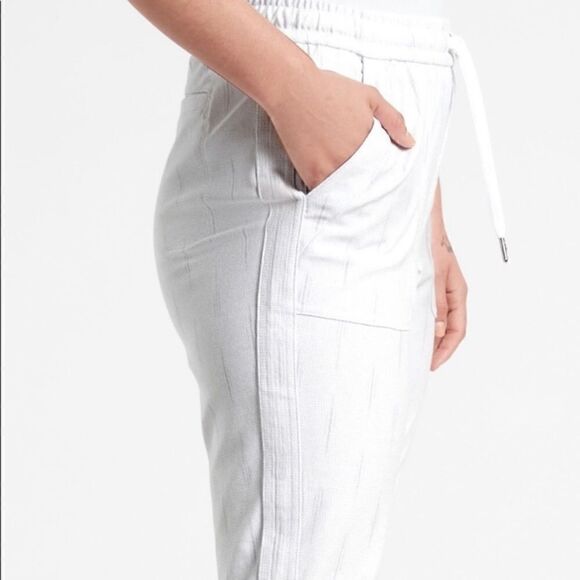 ATHLETA Farallon Printed Jogger, Spliced Magic Veil Grey, Size 24 - Picture 6 of 11